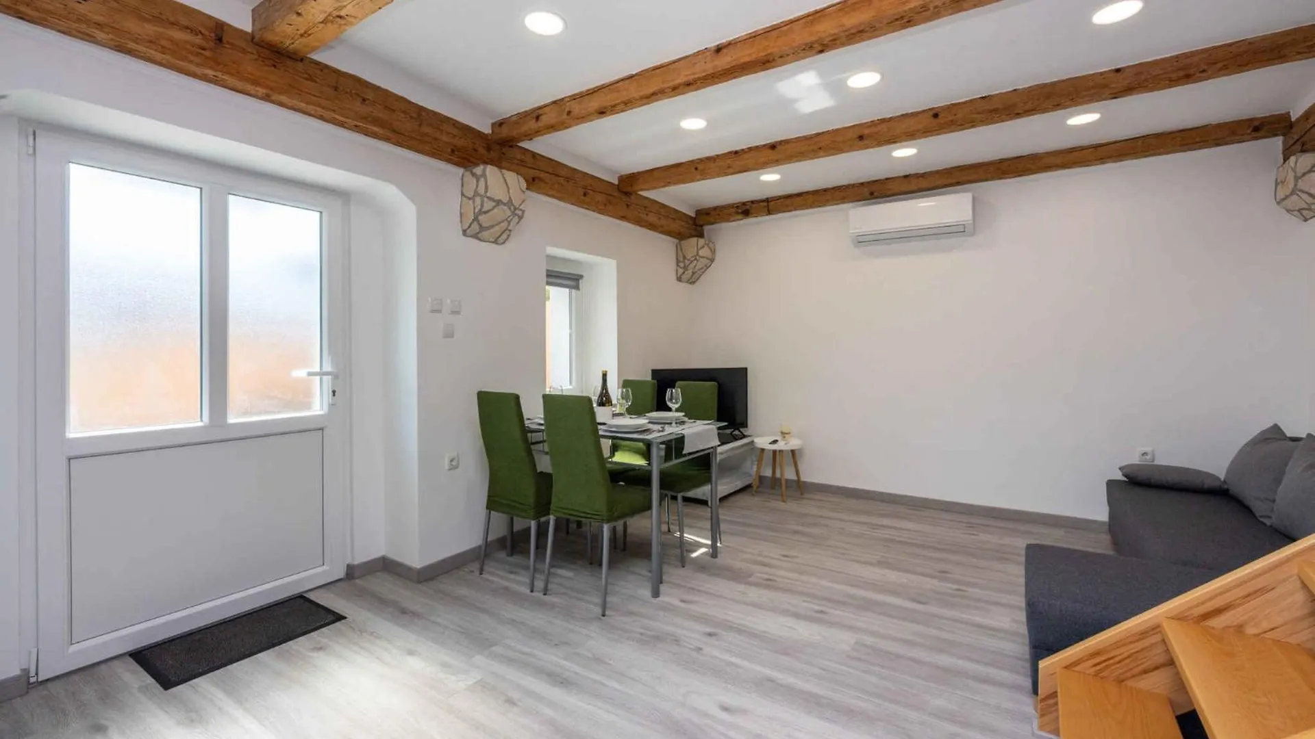 Holiday Home In Tribalj 45044  Tribalj (Primorsko-Goranska)